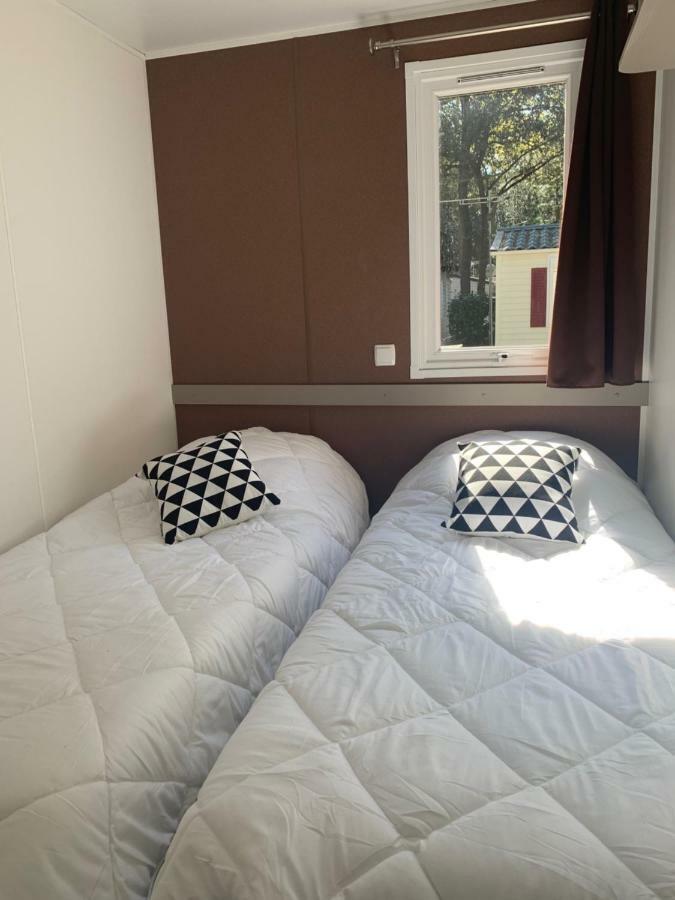 Mobil Home Les Pierres Couchees 4* St Brevin Les Pins Сен-Бревен-ле-Пен Экстерьер фото
